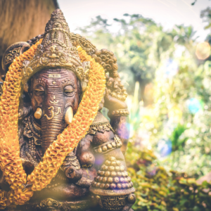 Declutter and Let Prosperity Flow Into You (Prosperity) Morning Meditation