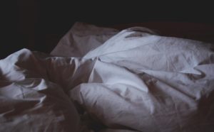 Let the Thoughts Pass as You Sink Into Deep Sleep Meditation